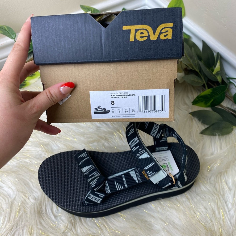 Teva Flatform Sandals black sz 6 - Picture 2 of 7